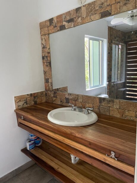 ubytování Roatán apartmán A koupelna