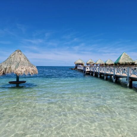 roatan-Turquoise-Bay